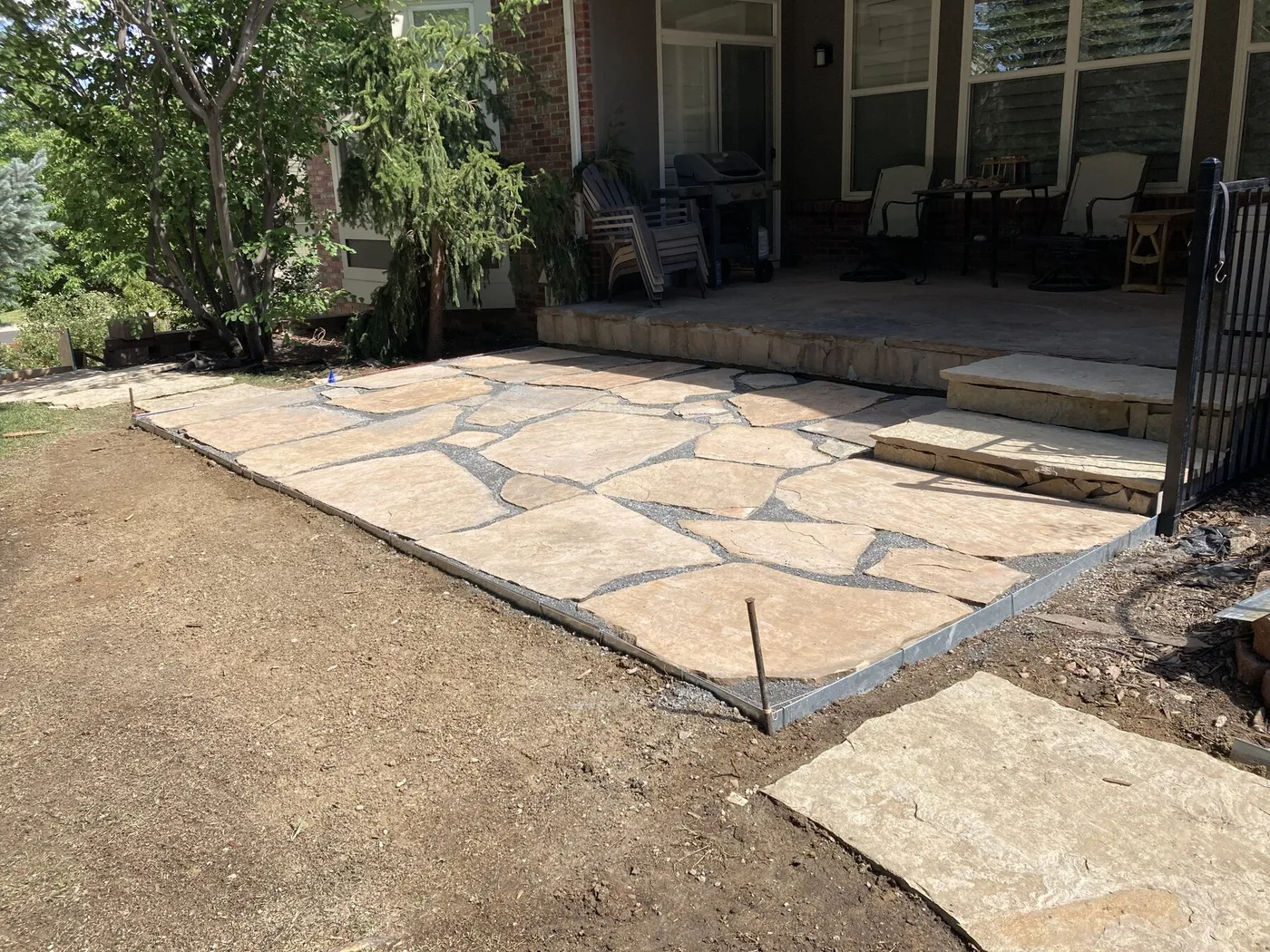 Cheryl's finished flagstone patio built from her Hardscape Genius layout